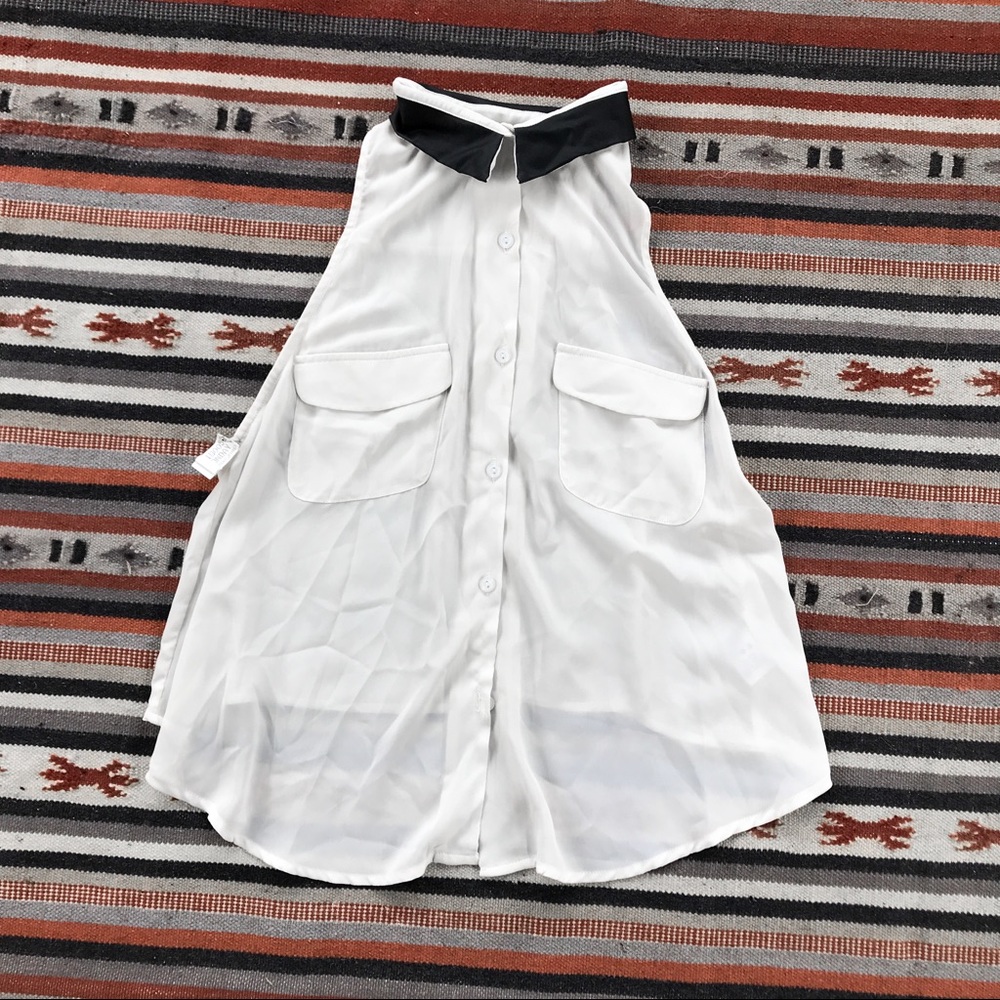 ASTR sleeveless blouse